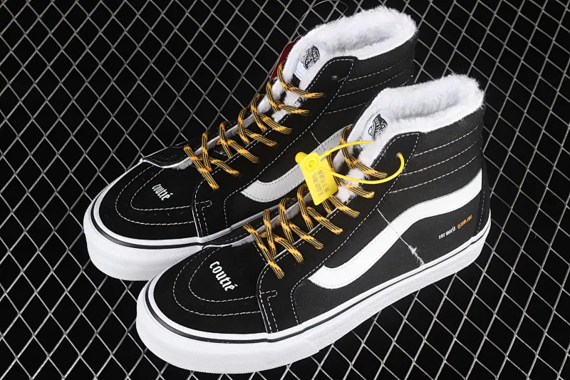 All categories Vans Vans series Vans Hi Vans high-top plus velvet Vans Sk8-Hi Classics joint model Vans high-top casual sneakers VN0A4BVB26C
